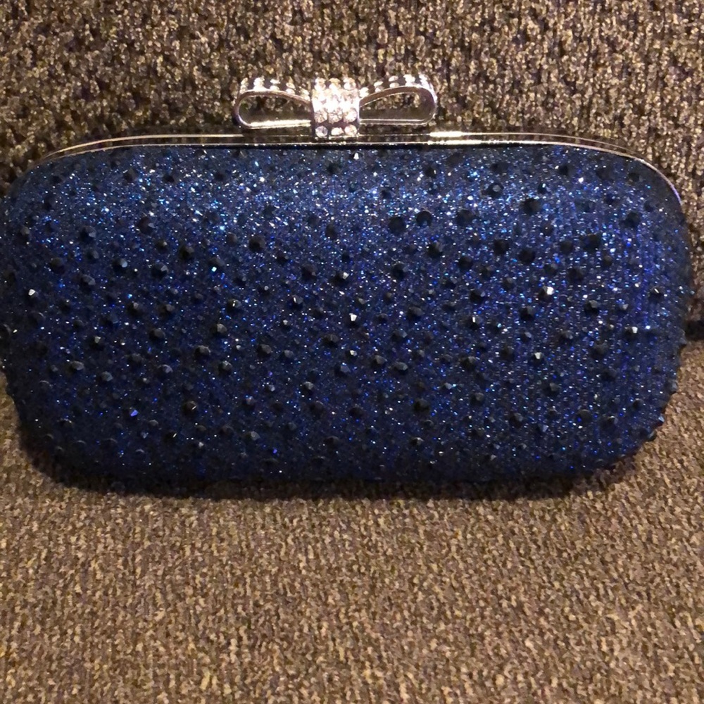 Clutch/shoulder bag